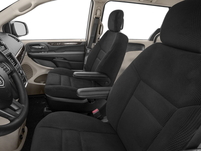 2017 DODGE TRUCK GRAND CARAVAN SE