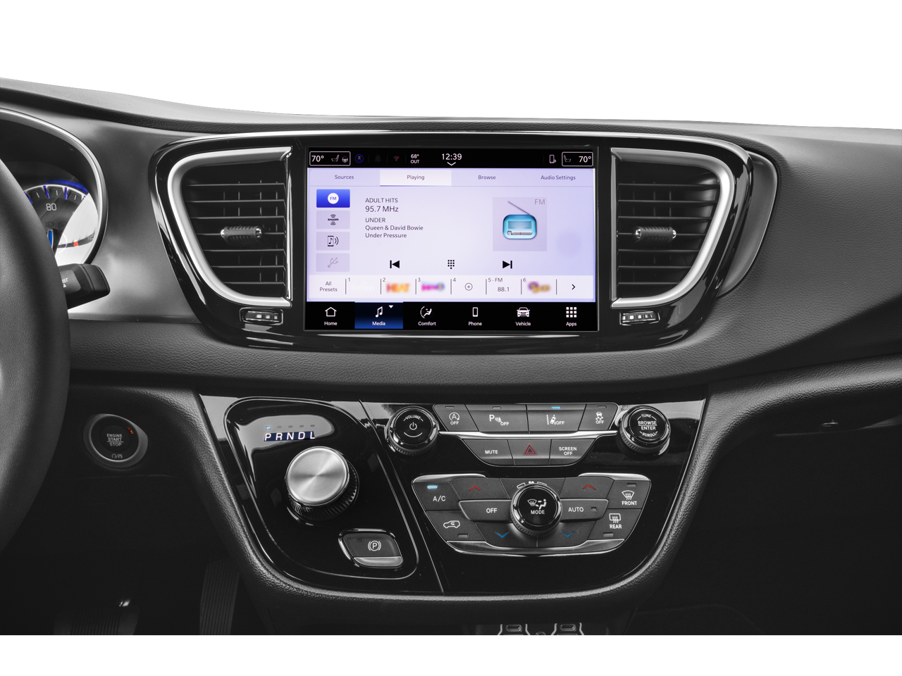 2026 Chrysler Voyager LX