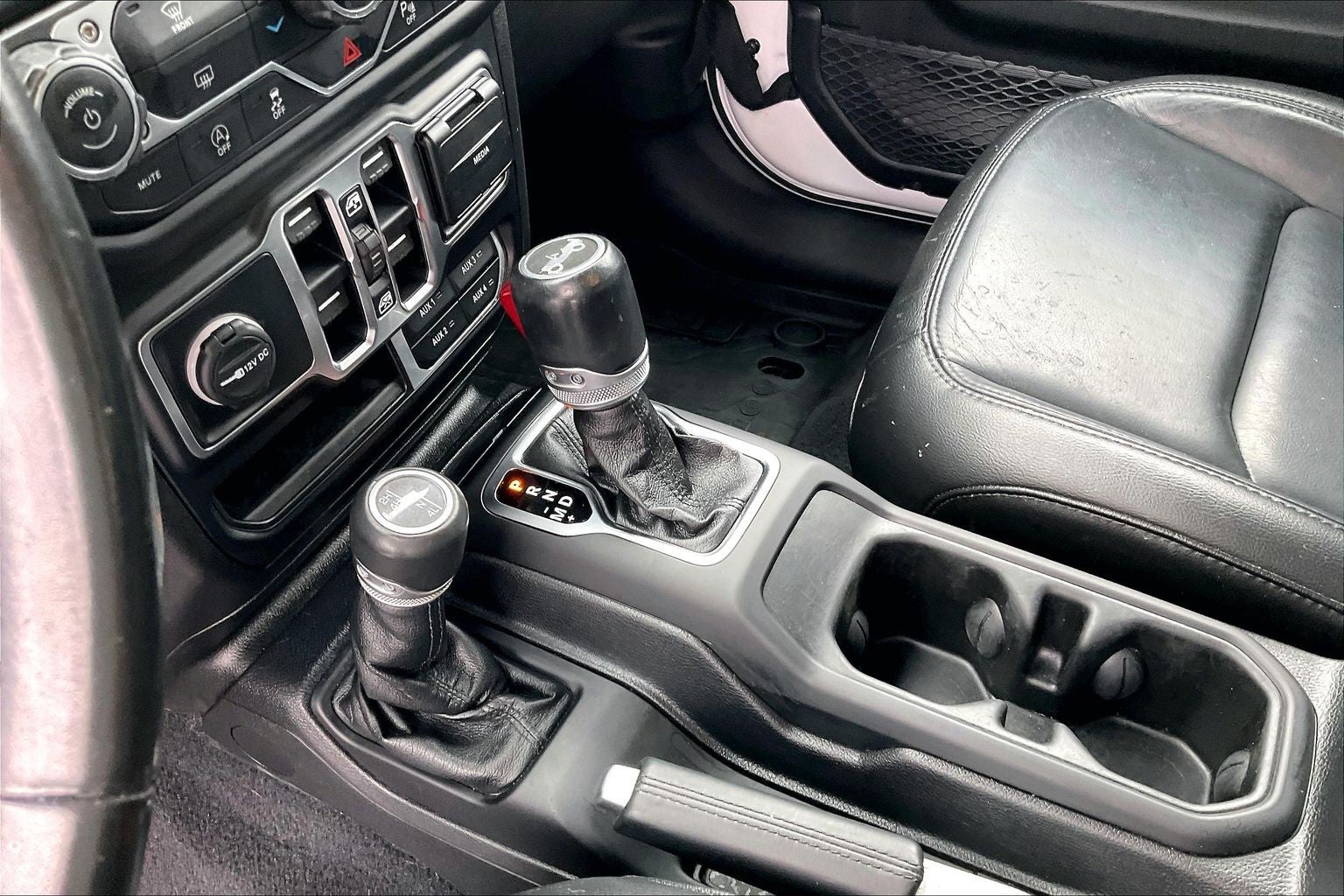 2020 Jeep Wrangler Unlimited Sahara Altitude