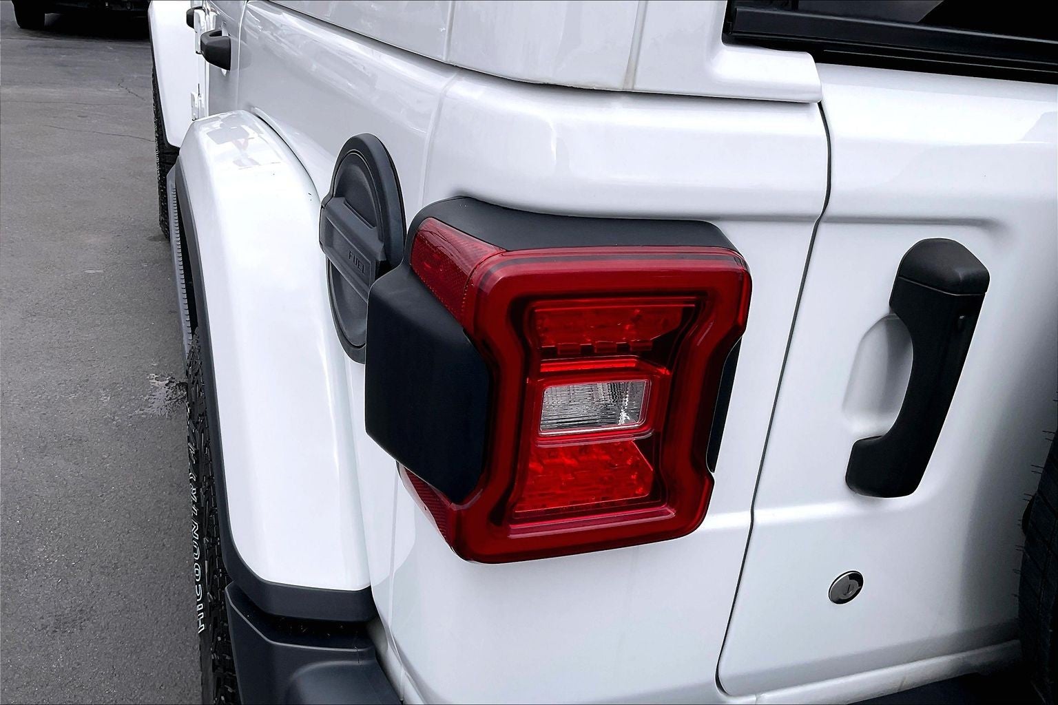 2020 Jeep Wrangler Unlimited Sahara Altitude