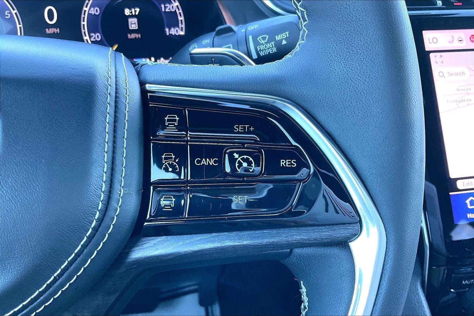 2024 Jeep GR CHEROKEE L Overland