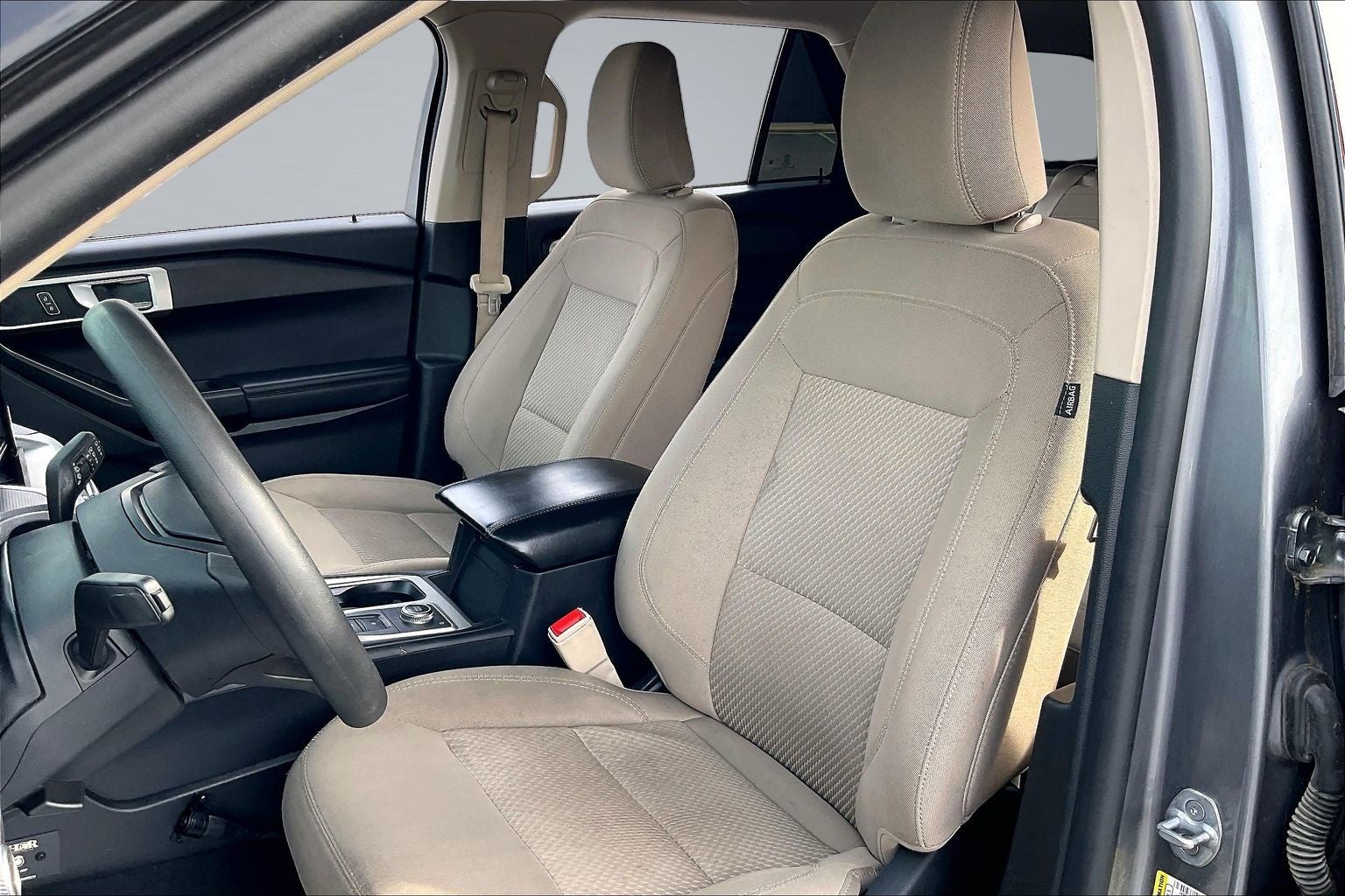 2021 Ford Explorer Base