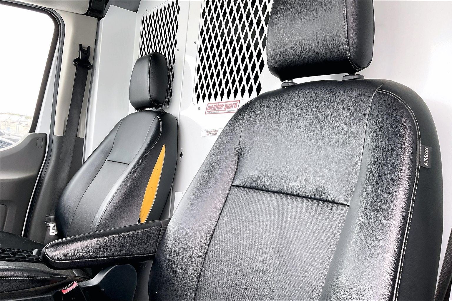 2021 Ford Transit Cargo Van T-250 MD RF RWD