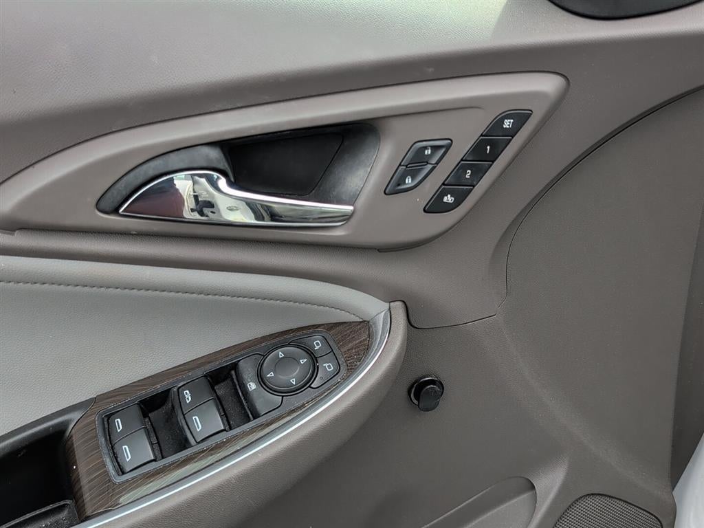 2017 Chevrolet MALIBU PREMIER