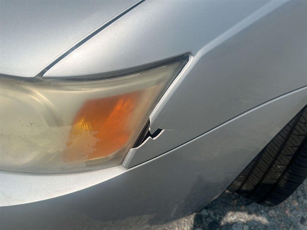 2007 Saturn Ion ION 2