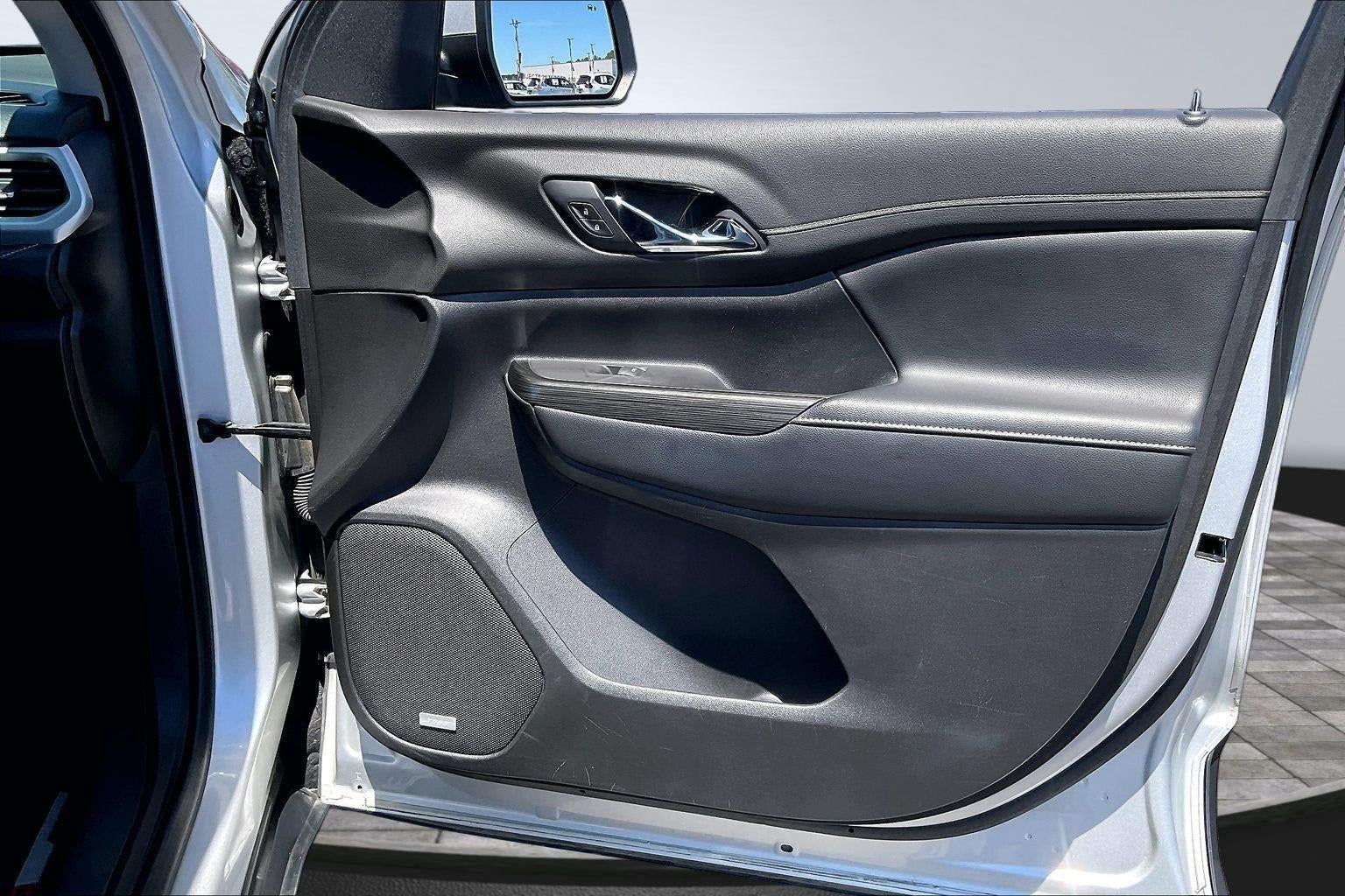 2020 GMC Acadia SLT