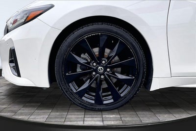 2020 Nissan Maxima SR