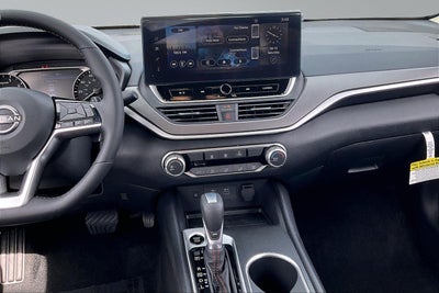 2026 Nissan Altima SR