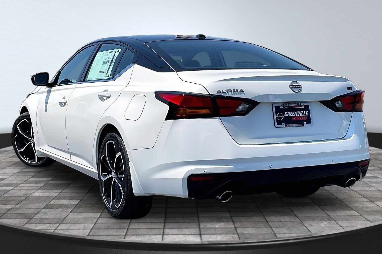2026 Nissan Altima SR
