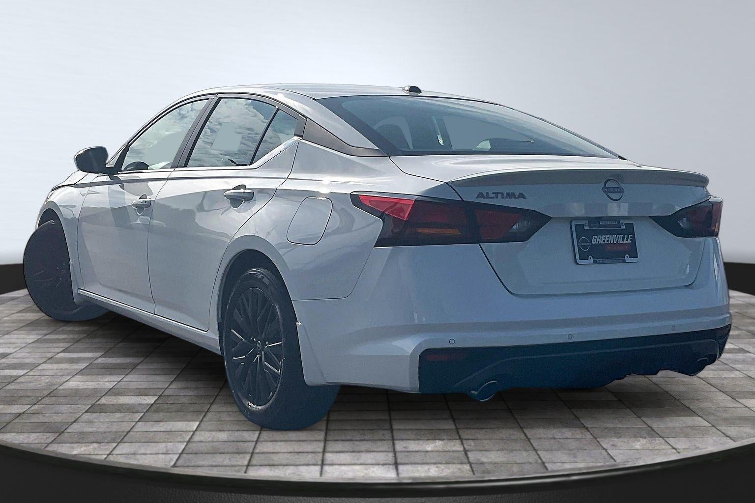 2026 Nissan Altima SV