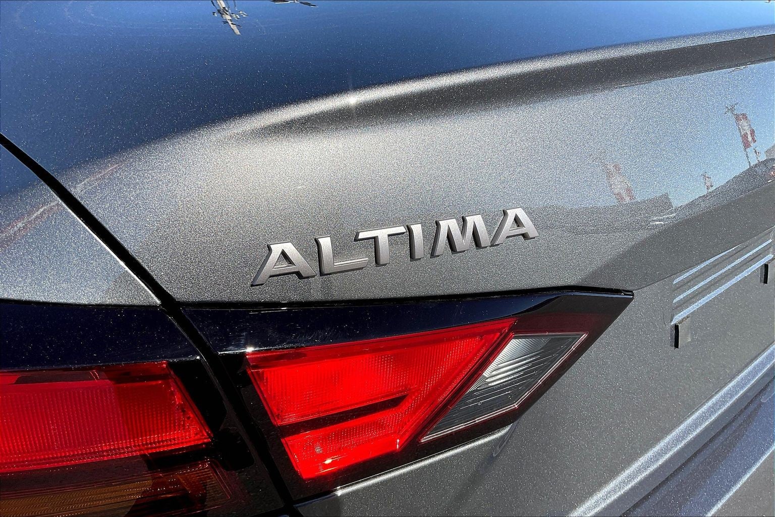 2025 Nissan Altima SL