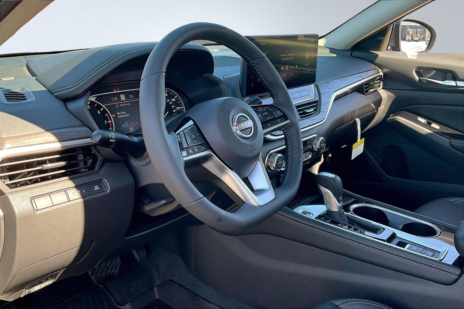 2025 Nissan Altima SL