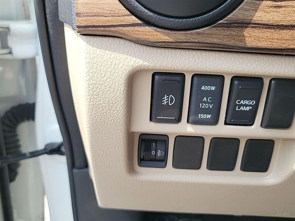 2018 Nissan Titan SL