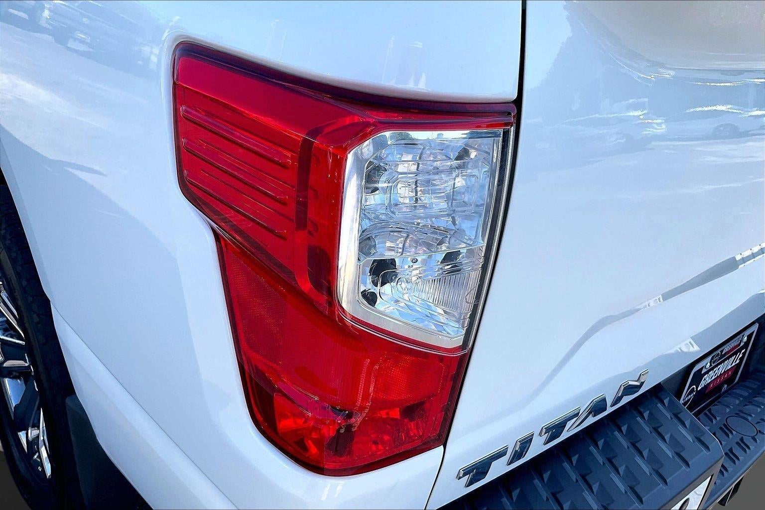 2018 Nissan Titan SL