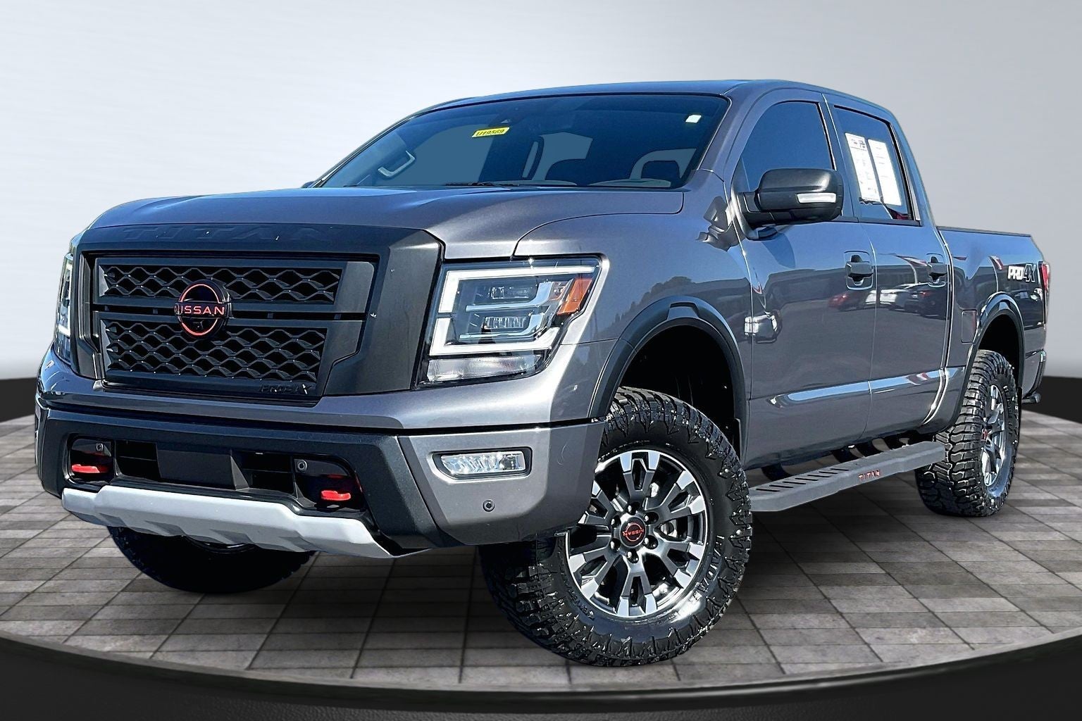 2024 Nissan Titan PRO-4X