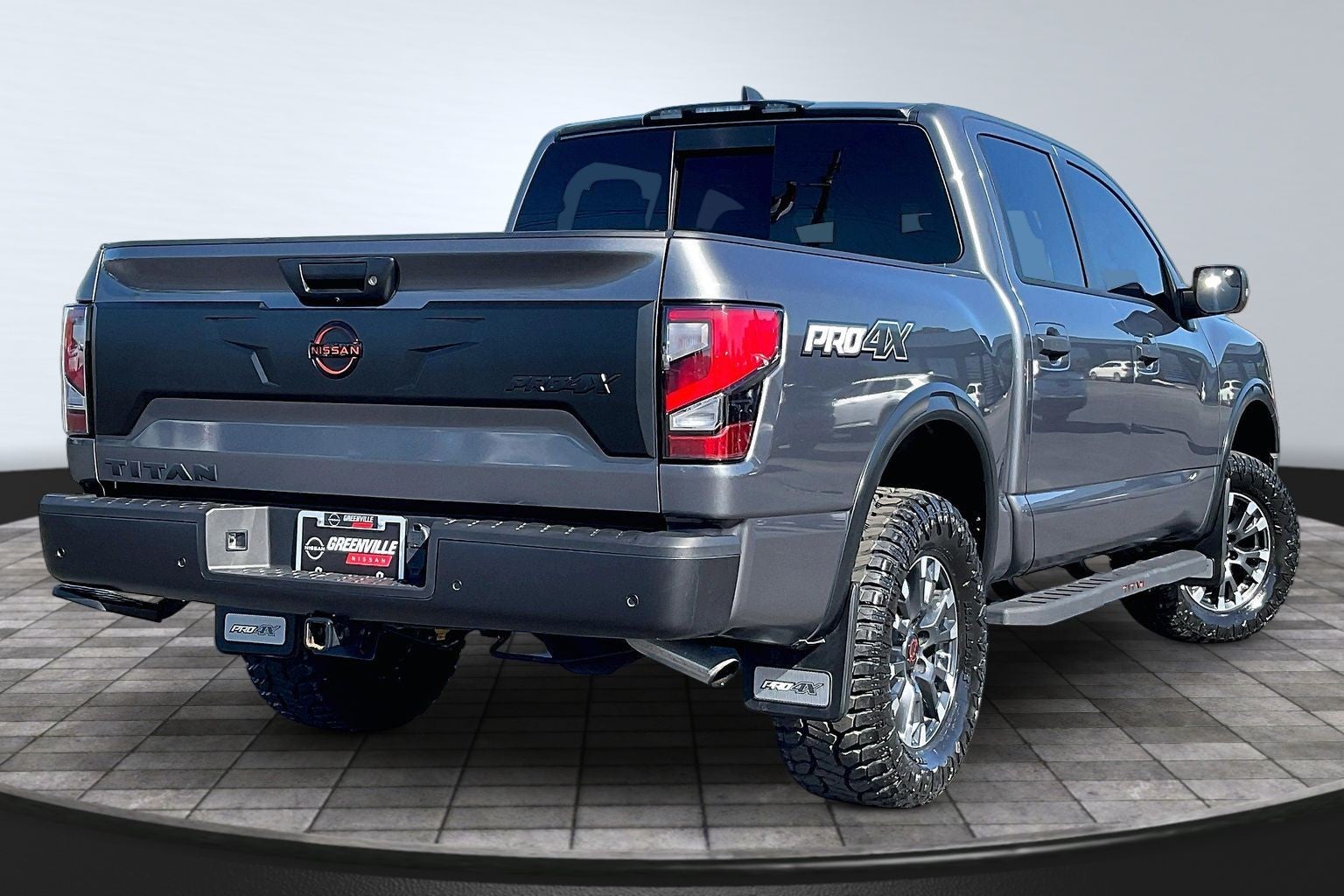 2024 Nissan Titan PRO-4X