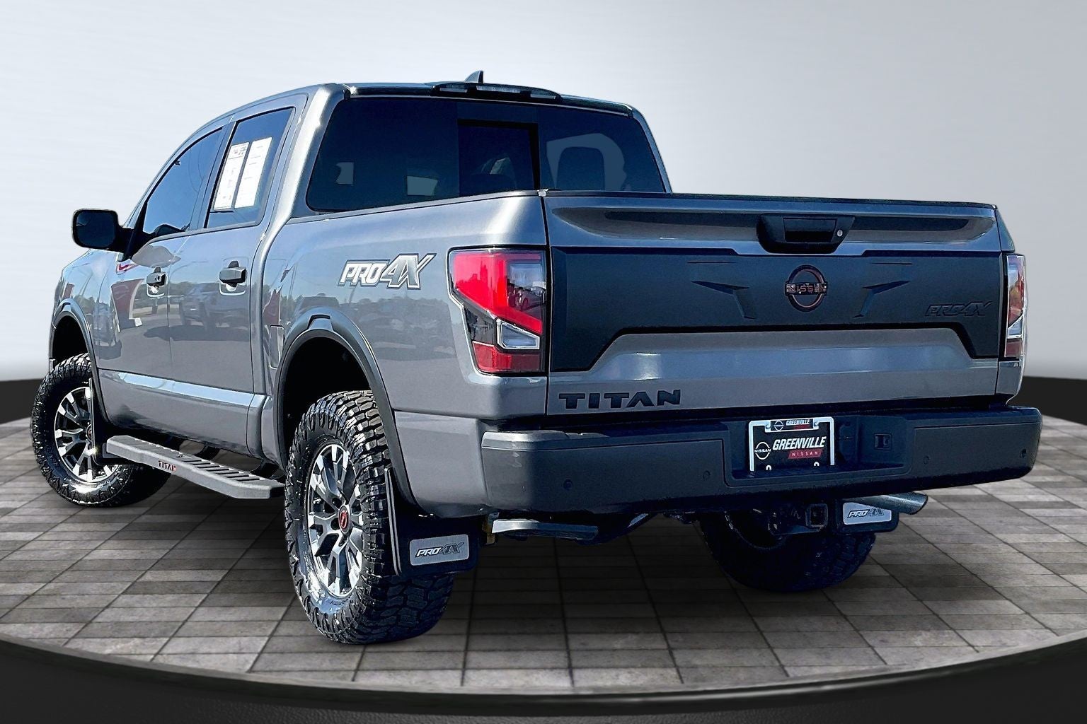 2024 Nissan Titan PRO-4X