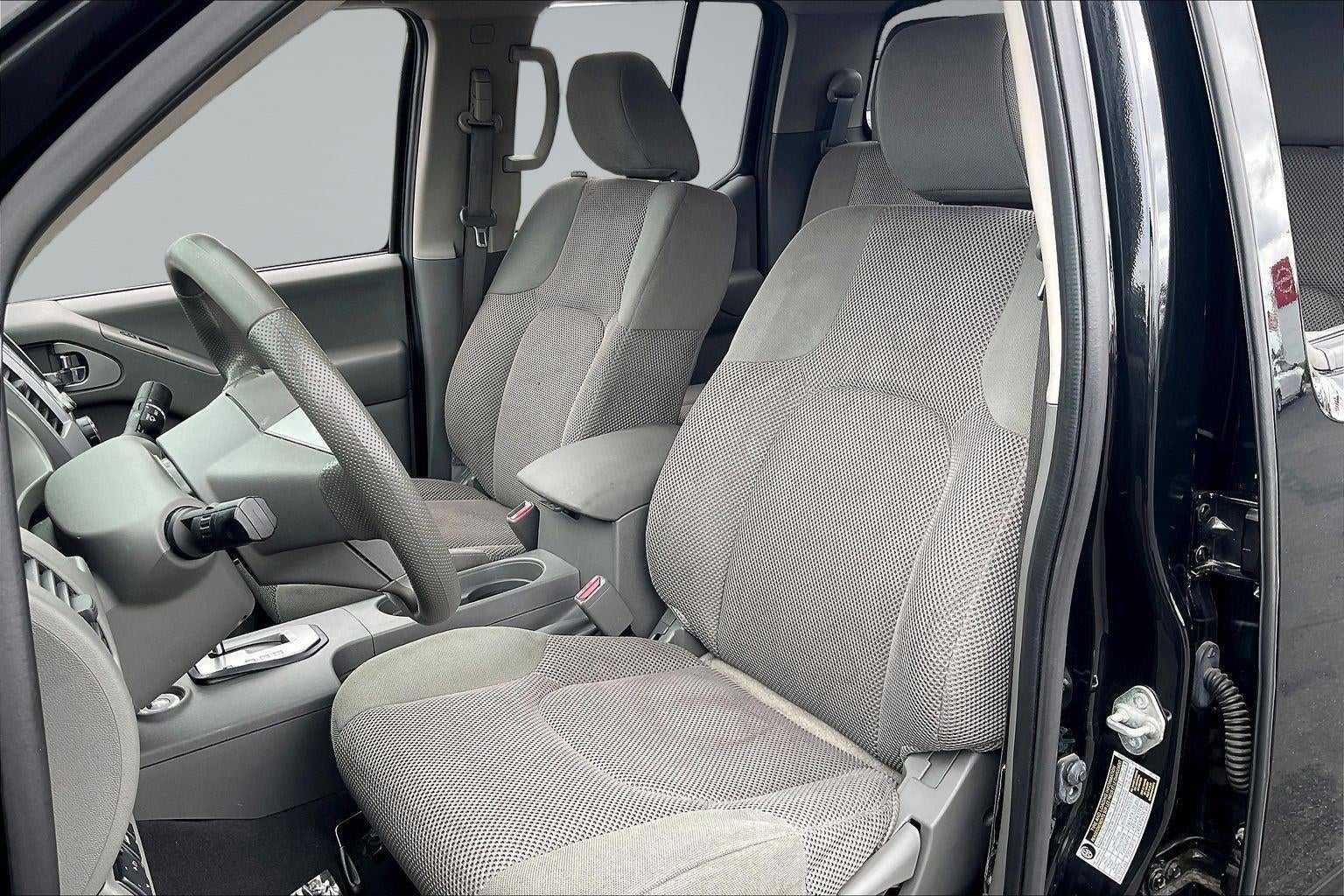 2021 Nissan Frontier SV