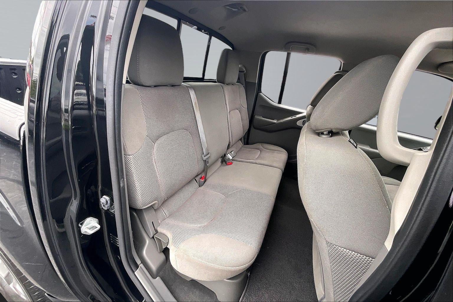 2021 Nissan Frontier SV