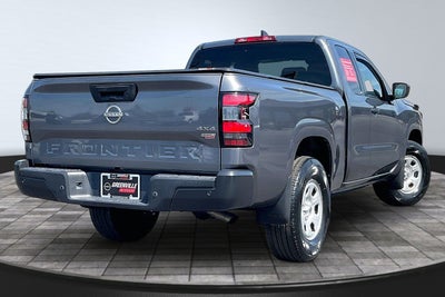 2022 Nissan Frontier S