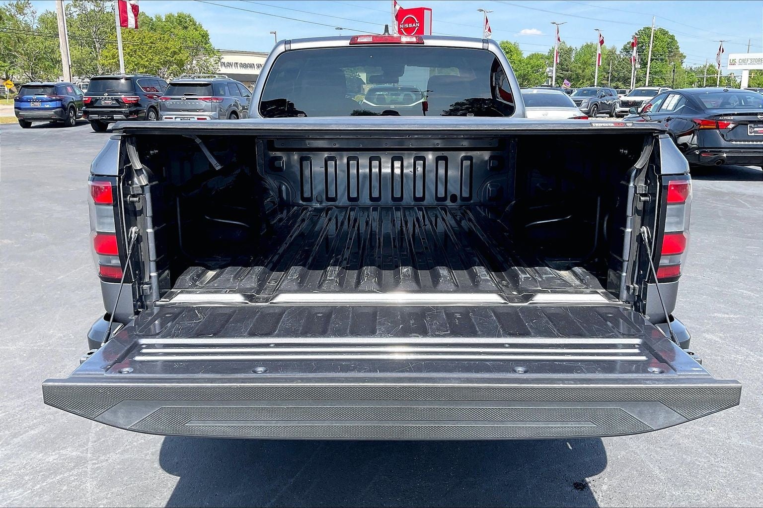 2022 Nissan Frontier S