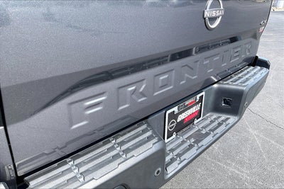 2022 Nissan Frontier S