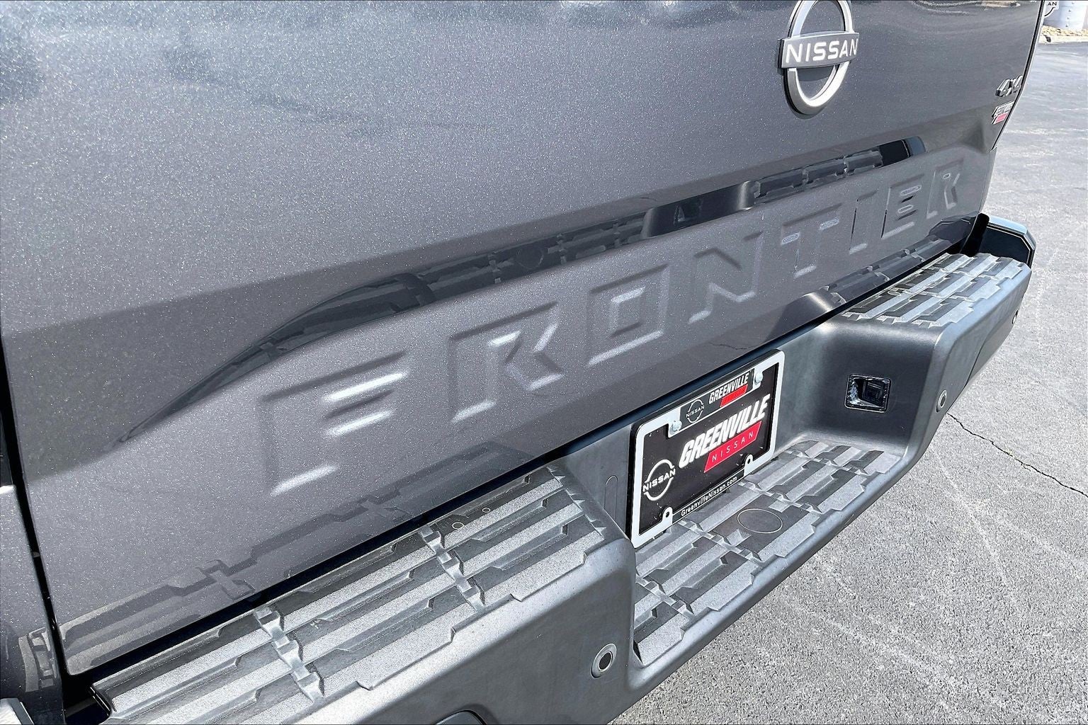 2022 Nissan Frontier S