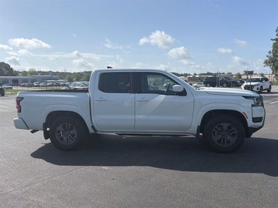 2025 Nissan Frontier SV