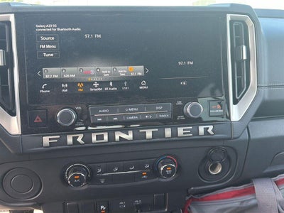 2025 Nissan Frontier SV