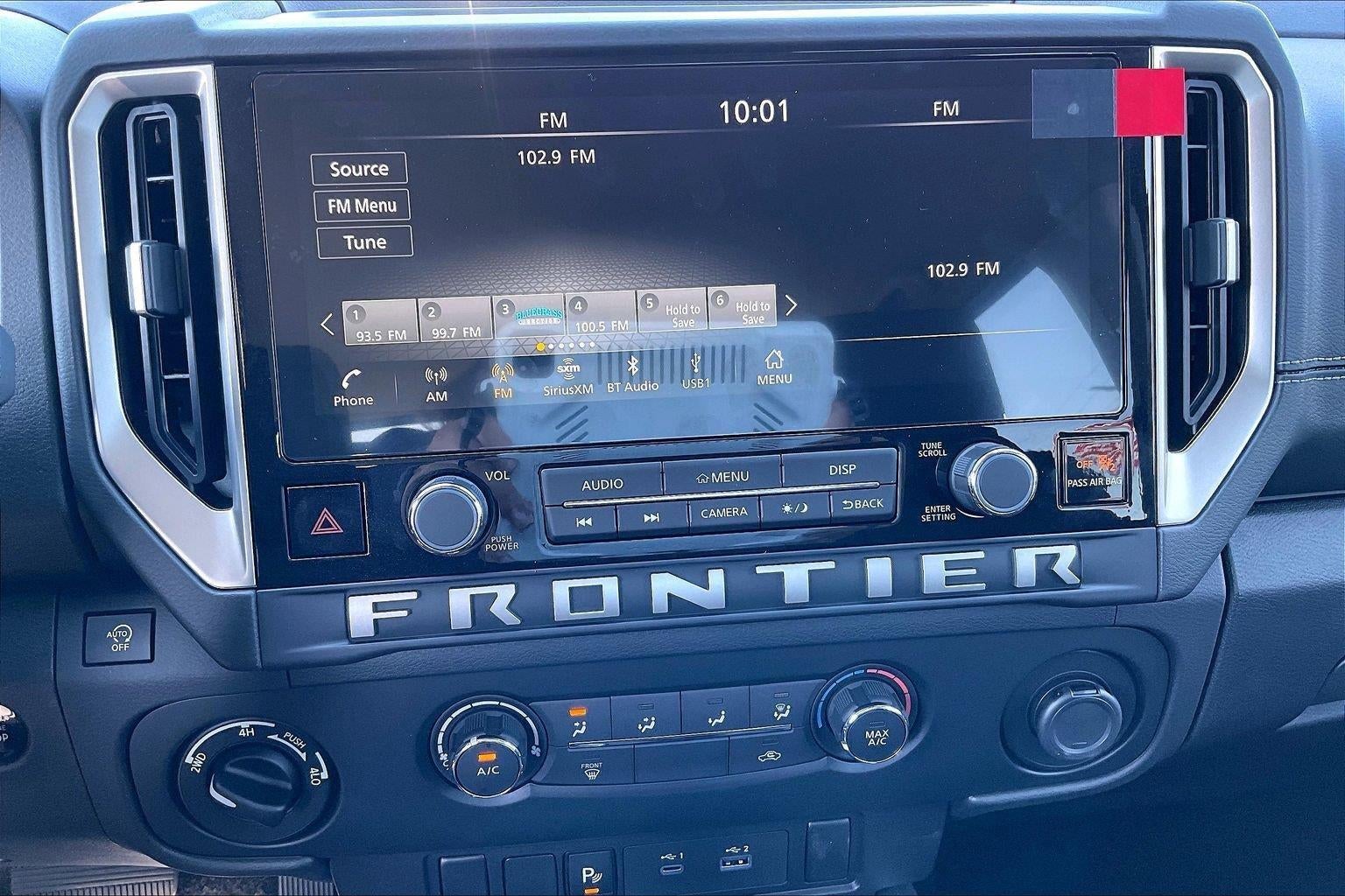 2027 Nissan Frontier SV