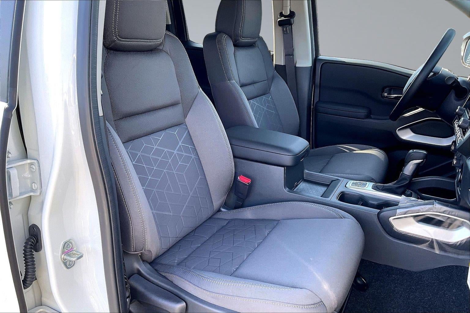 2027 Nissan Frontier SV