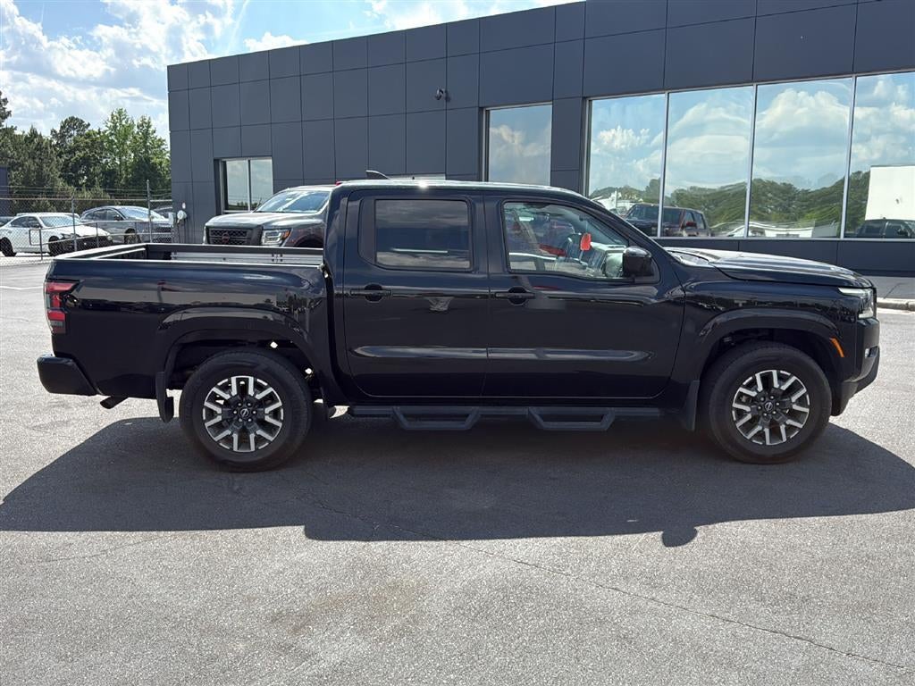 2022 Nissan FRONTIER SV