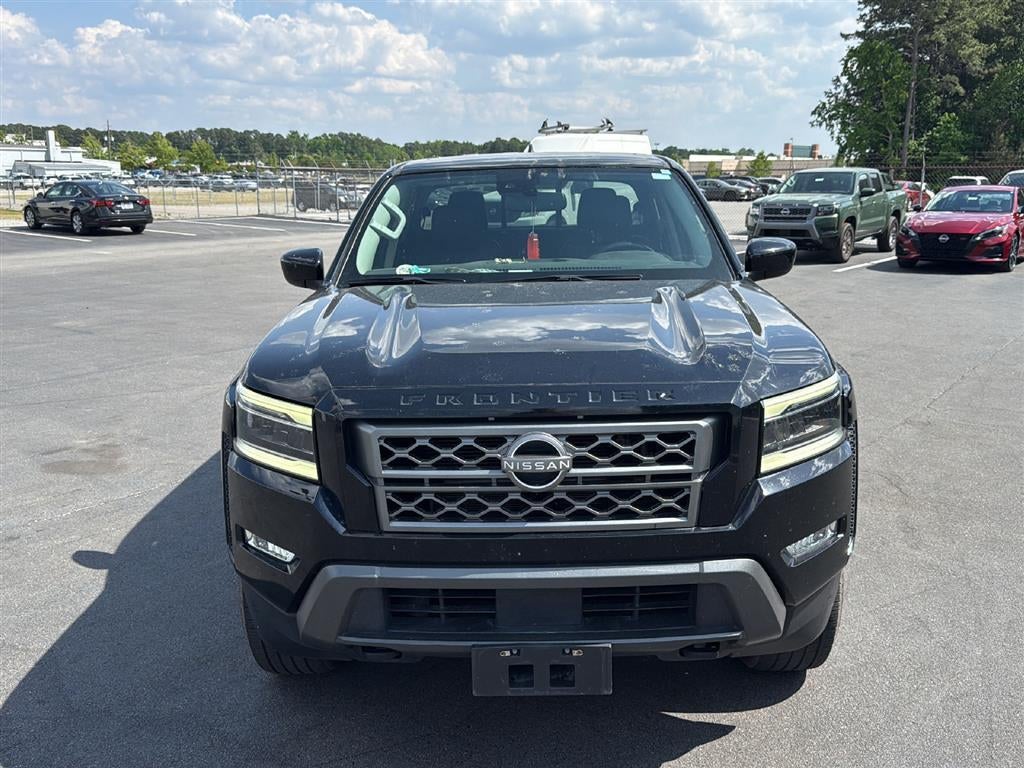 2022 Nissan FRONTIER SV