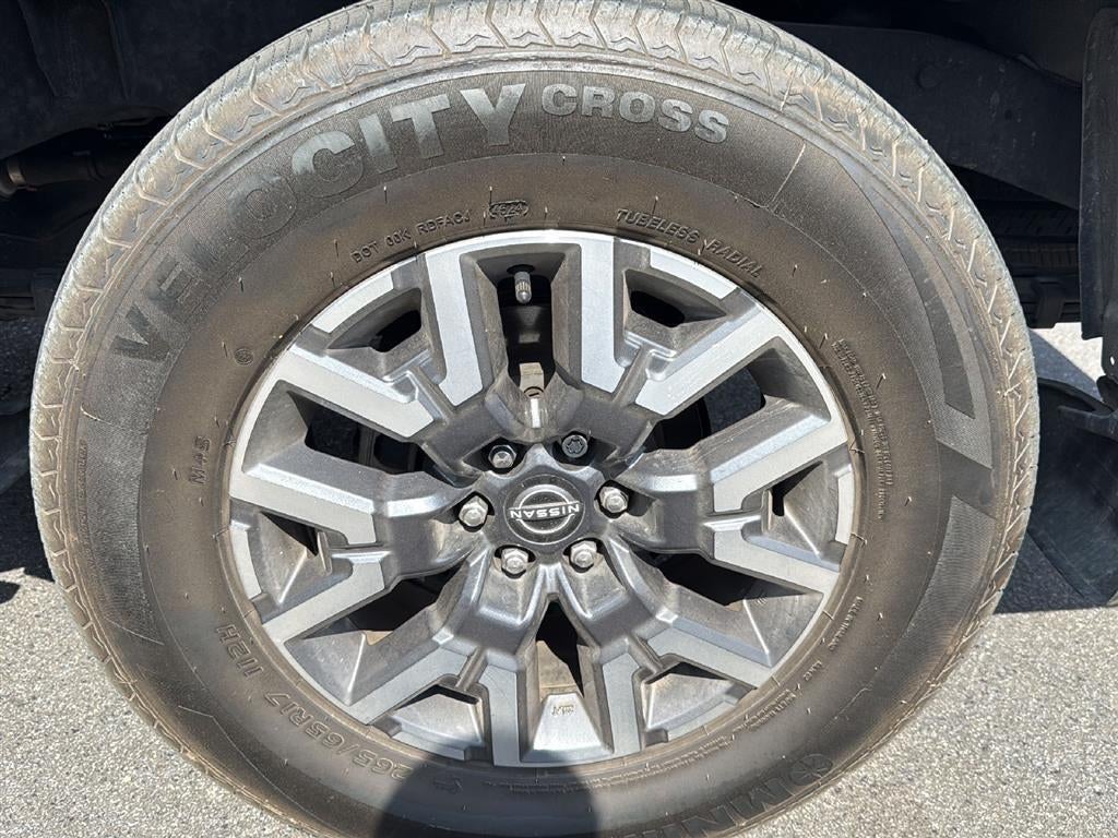 2022 Nissan FRONTIER SV