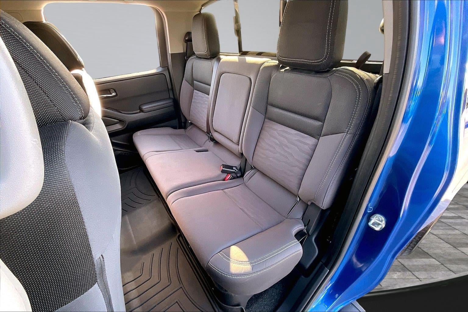 2024 Nissan Frontier SV