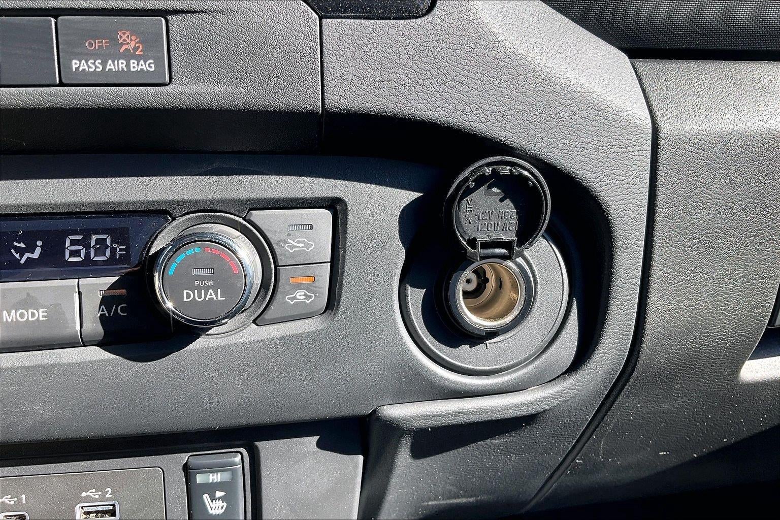2024 Nissan Frontier SV