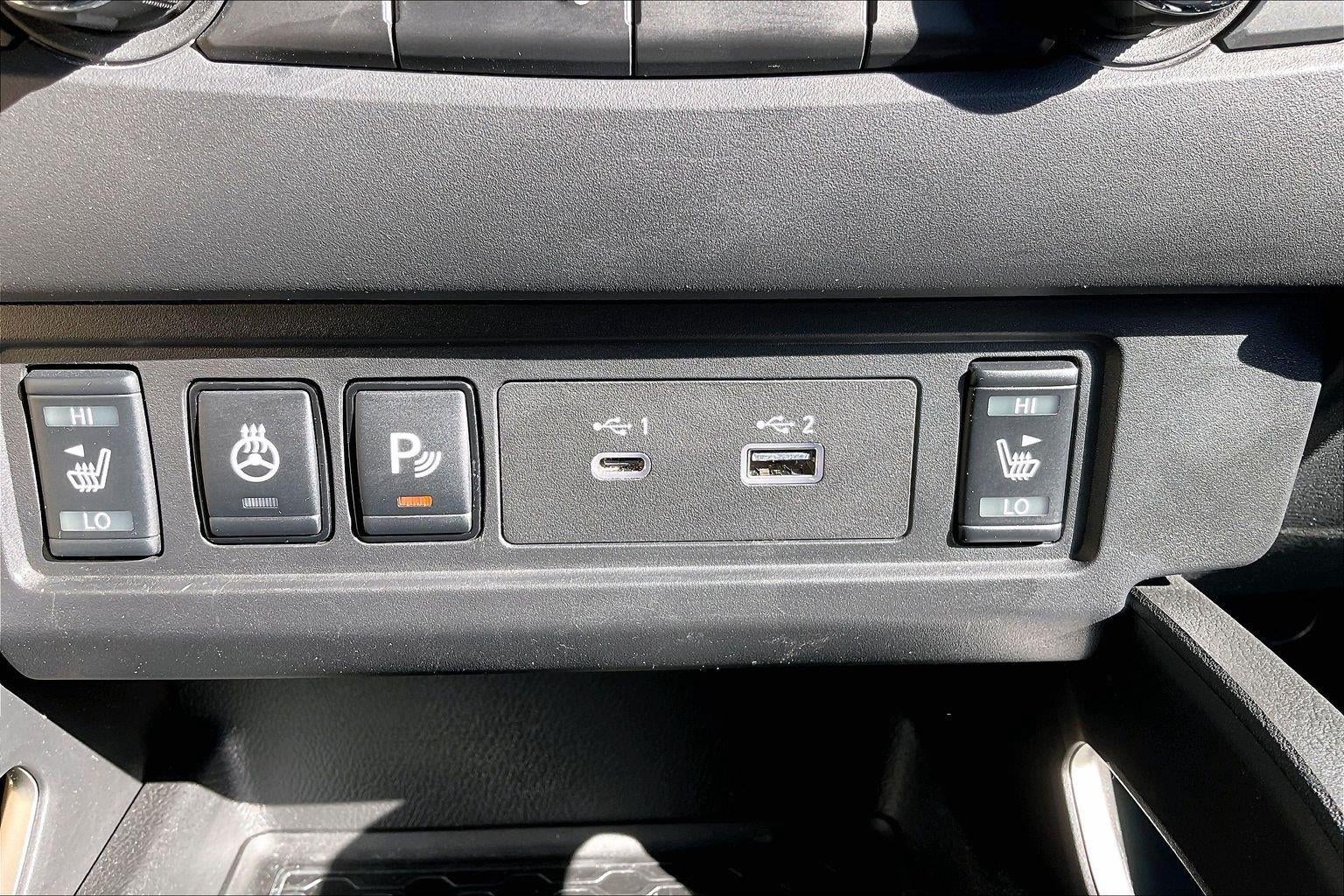 2024 Nissan Frontier SV