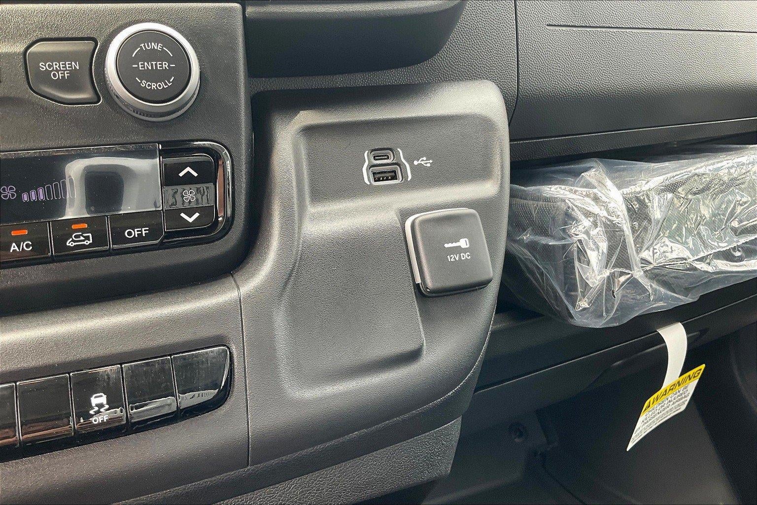 2024 RAM ProMaster Cargo Van Tradesman