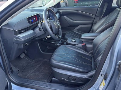 2022 Ford Mustang Mach-E Select