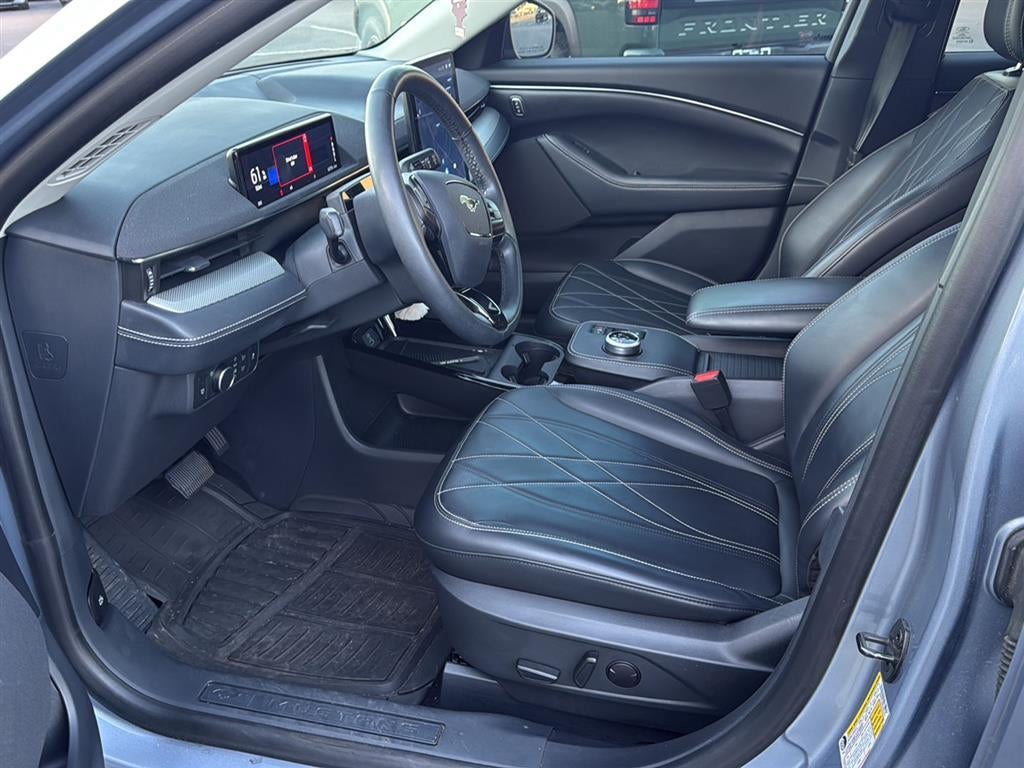 2022 Ford Mustang Mach-E Select