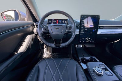 2022 Ford Mustang Mach-E Select