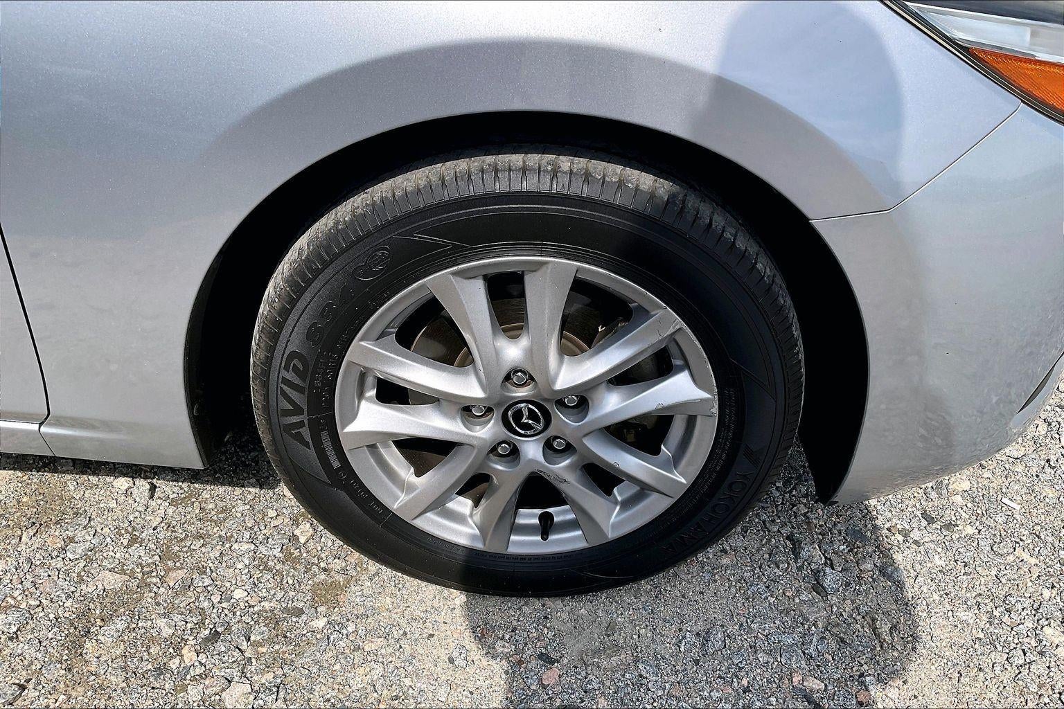 2017 Mazda Mazda3 4-Door Sport