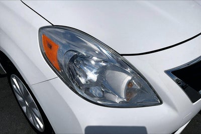 2012 Nissan Versa SV