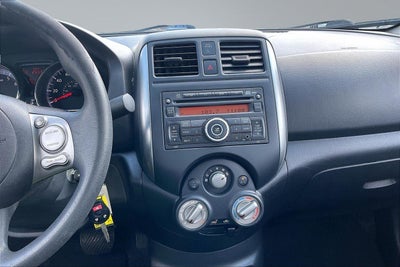 2012 Nissan Versa SV