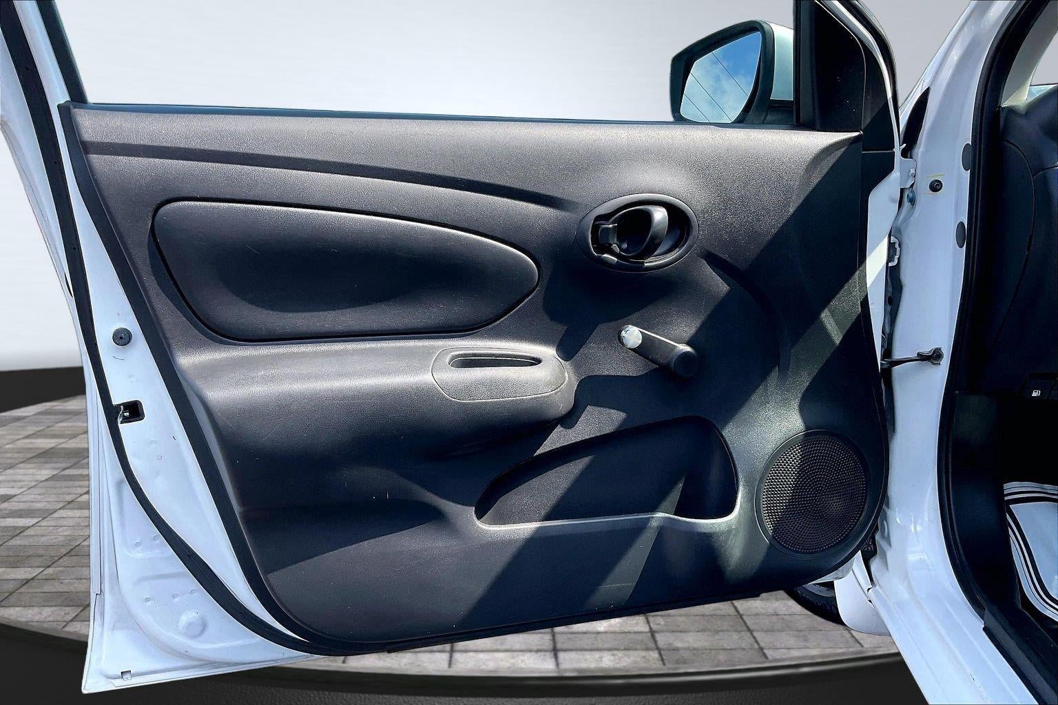 2019 Nissan Versa Sedan S Plus