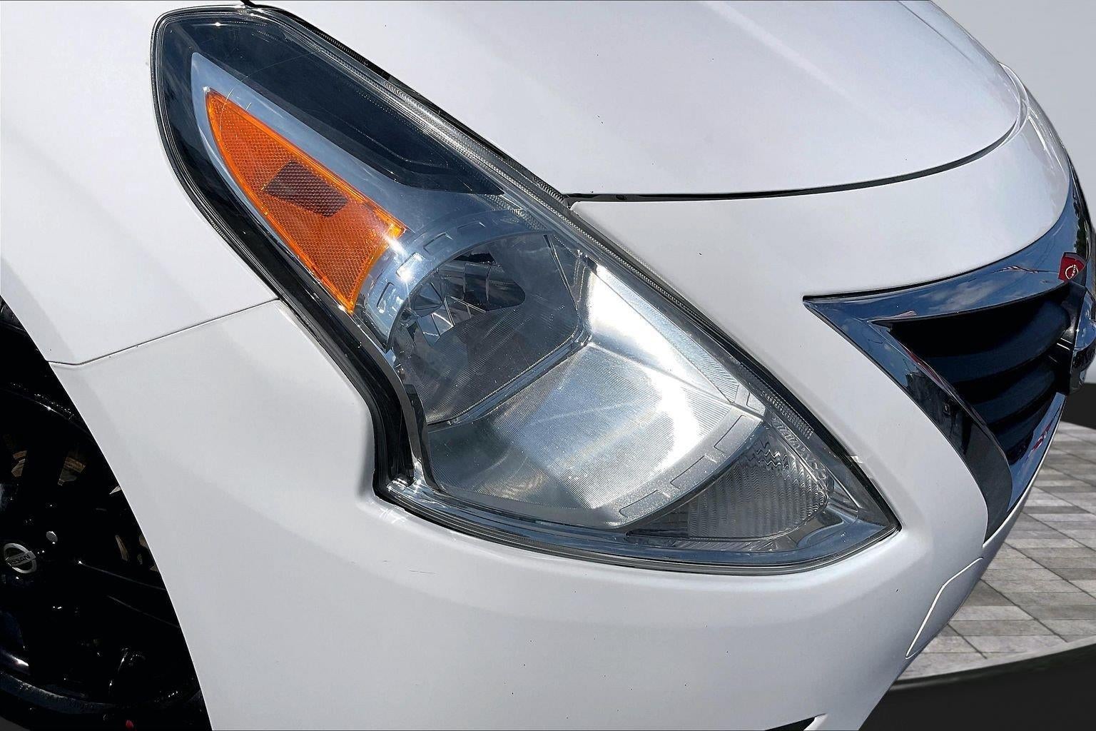 2019 Nissan Versa Sedan S Plus