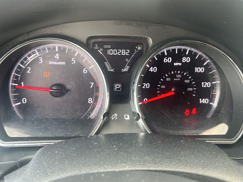 2016 Nissan Versa SV