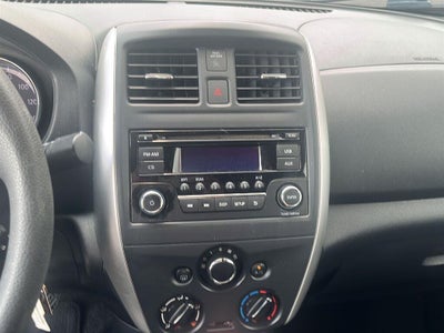 2016 Nissan Versa SV