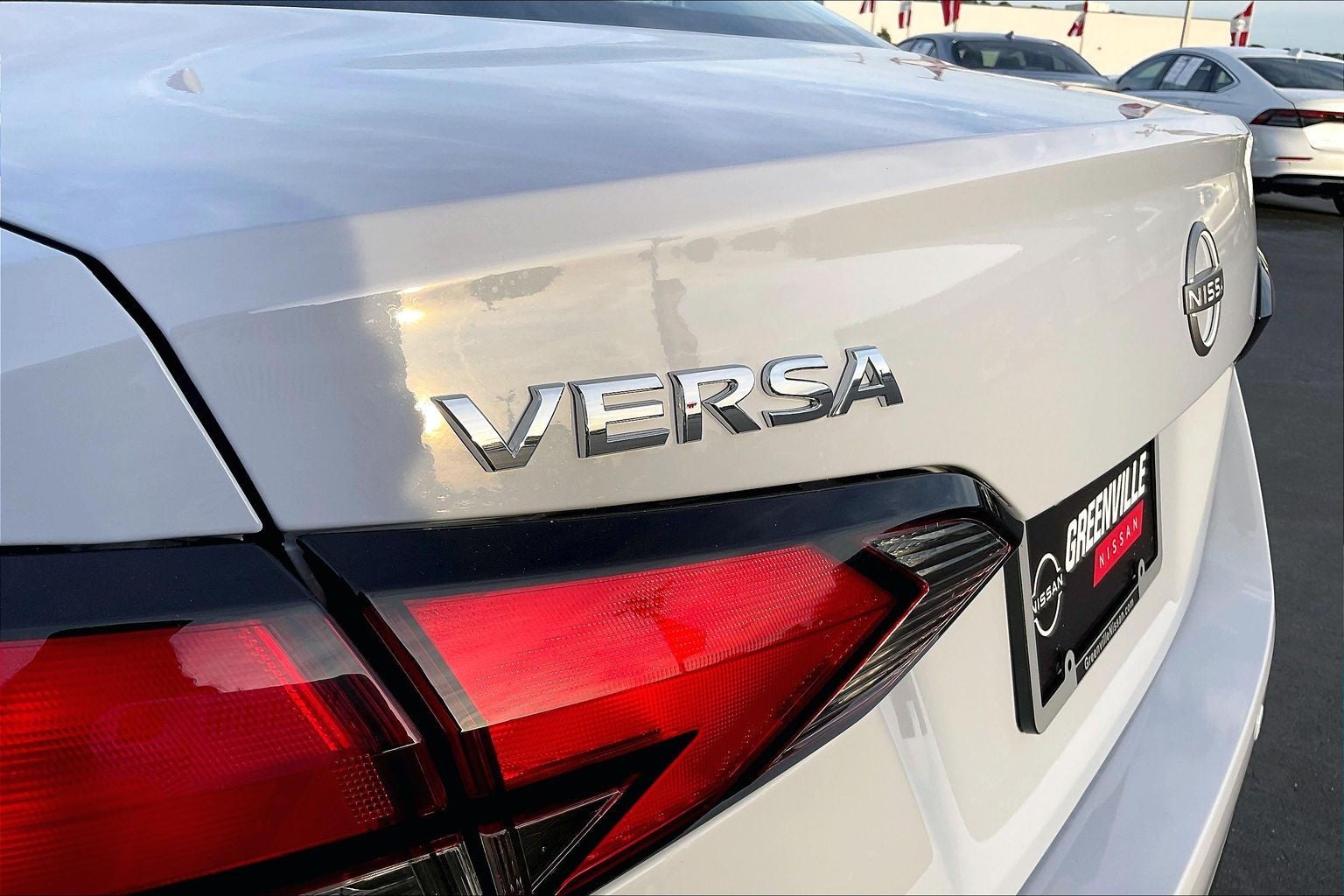 2025 Nissan Versa SV