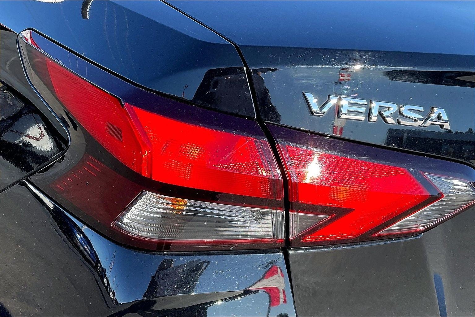 2022 Nissan Versa SV